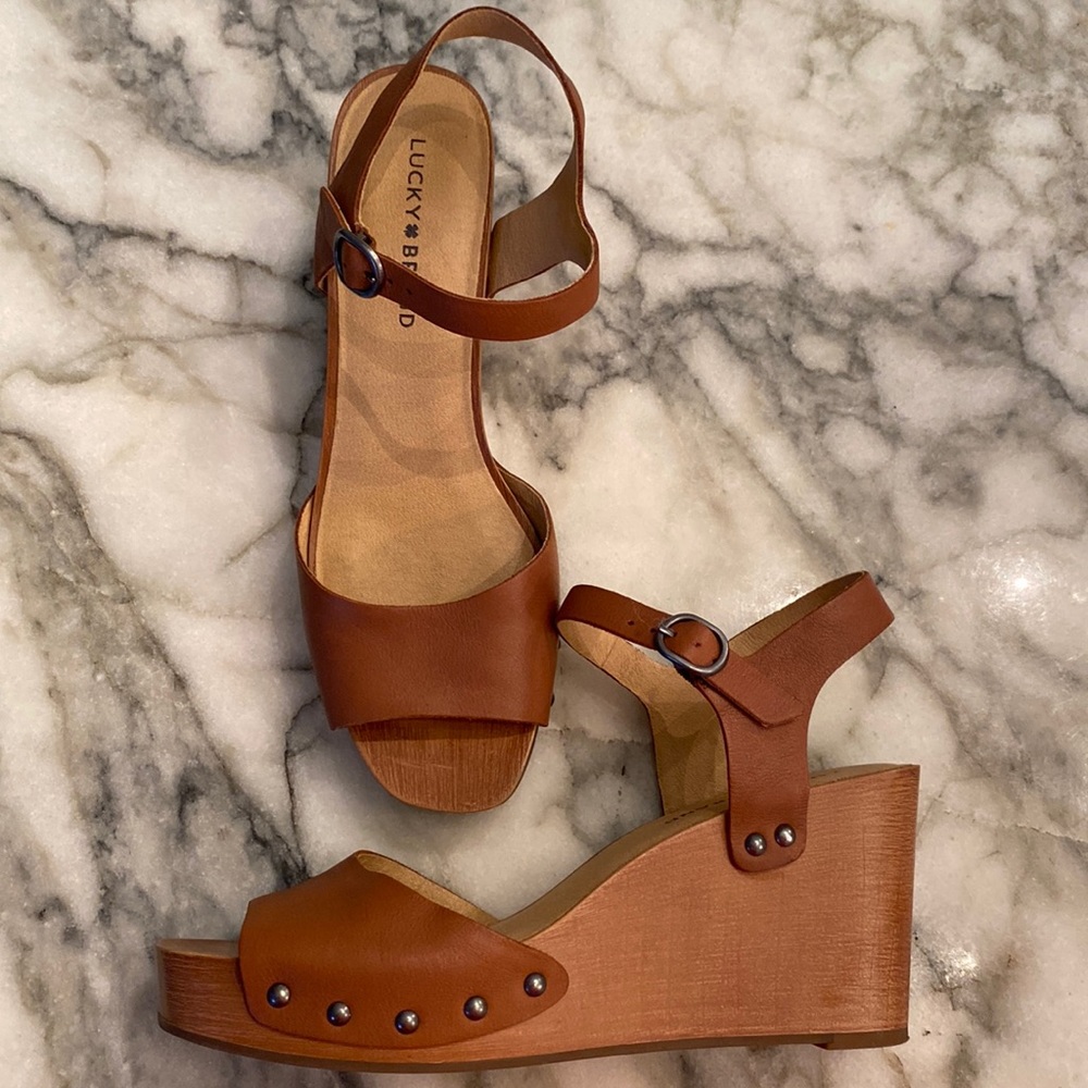 Lucky Brand Natural Leather Wood Platform Wedge Sandal Silver Studs Sz 8.5